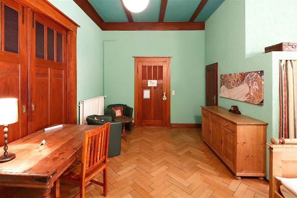 Avalon Bed & Breakfast Themen/- Nichtraucherhotel Hannover Hotel