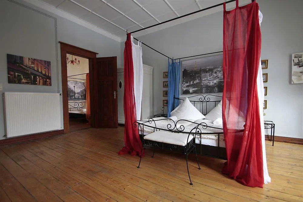 Avalon Bed & Breakfast Themen/- Nichtraucherhotel Hannover 3*,