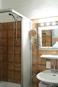 *** Hotel Avalon Bed&Breakfast Themen/- Nichtraucherhotel Hannover Deutschland