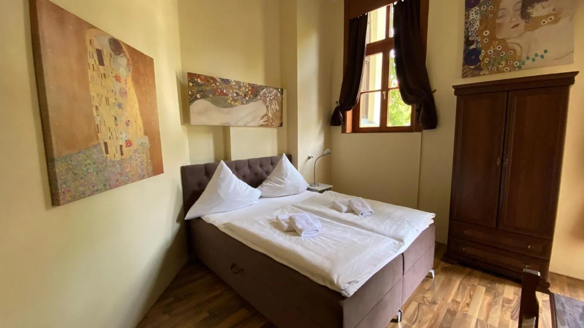 Avalon Bed&Breakfast Themen/- Nichtraucherhotel Hannover Hotel