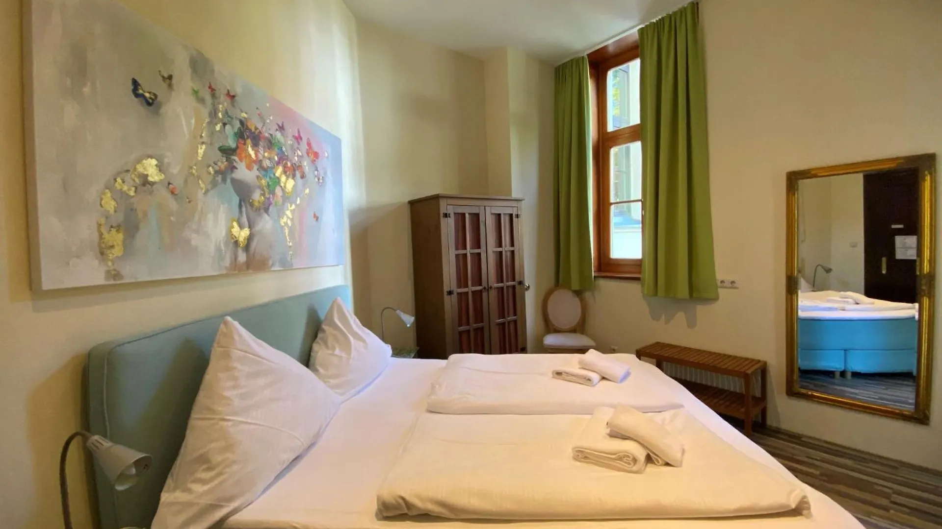 Avalon Bed&Breakfast Themen/- Nichtraucherhotel Hannover Deutschland